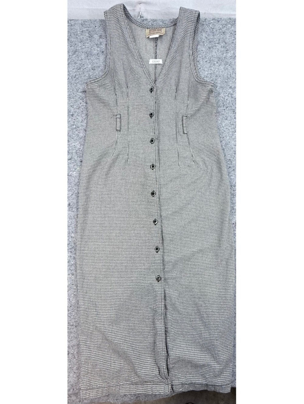 Vintage Studio Ease Women's Sleeveless Button-Front Midi Dress (missing belt)